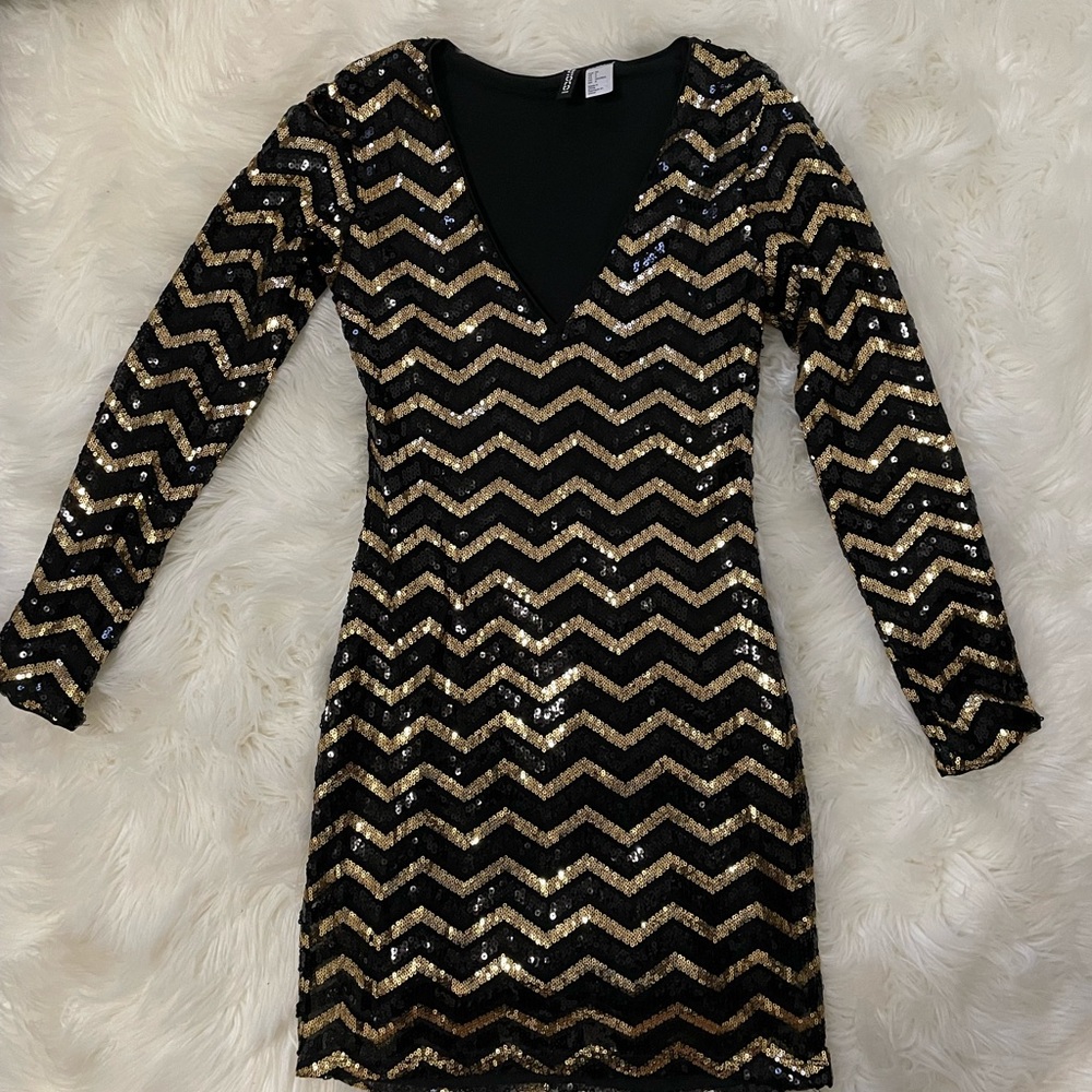 Three sequenced dresses - BUNDLE